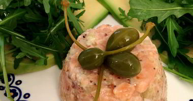 Рецепт Тартара из лосося авокадо и каперсами