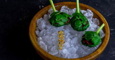 Рецепт Тартара из ягненка с белой смородиной и земляникой