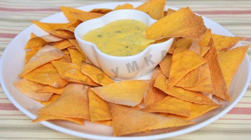 Как приготовить сырный соус для начос