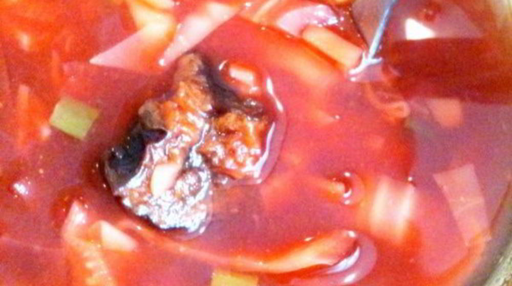 Как приготовить борщ с черносливом