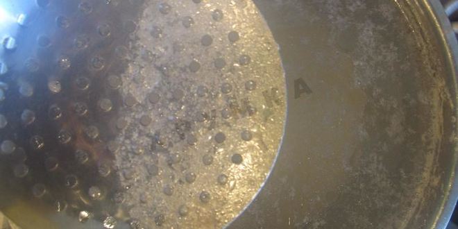 Рецепт зеленого борща с крапивой, щавелем и яйцом