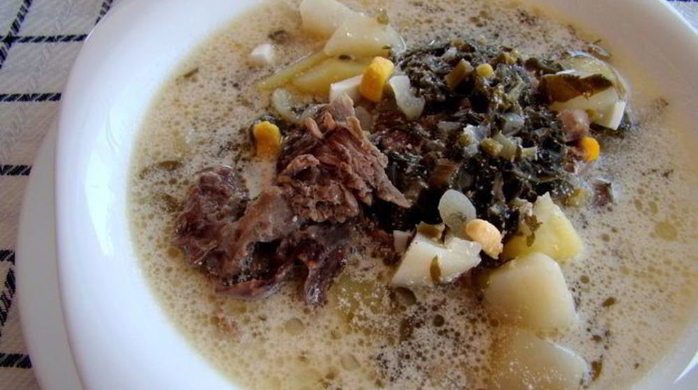 Как приготовить зеленый борщ со щавелем