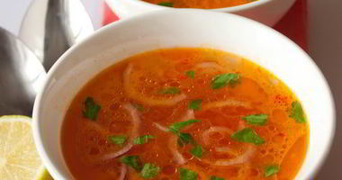 Рецепт Бульона из индейки с помидорами и острым перцем