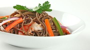 Рецепт Бульона с гречневой лапшой и морскими гребешками