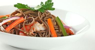 Рецепт Бульона с гречневой лапшой и морскими гребешками