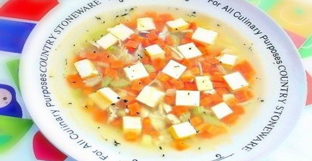 Рецепт бульон из индейки с помидорами и острым перцем