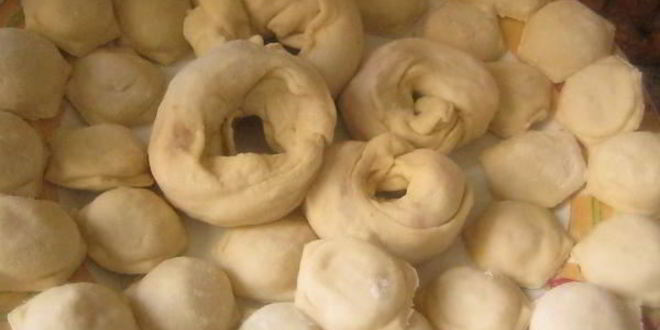 Рецепт крэплаха — домашних пельменей в бульоне