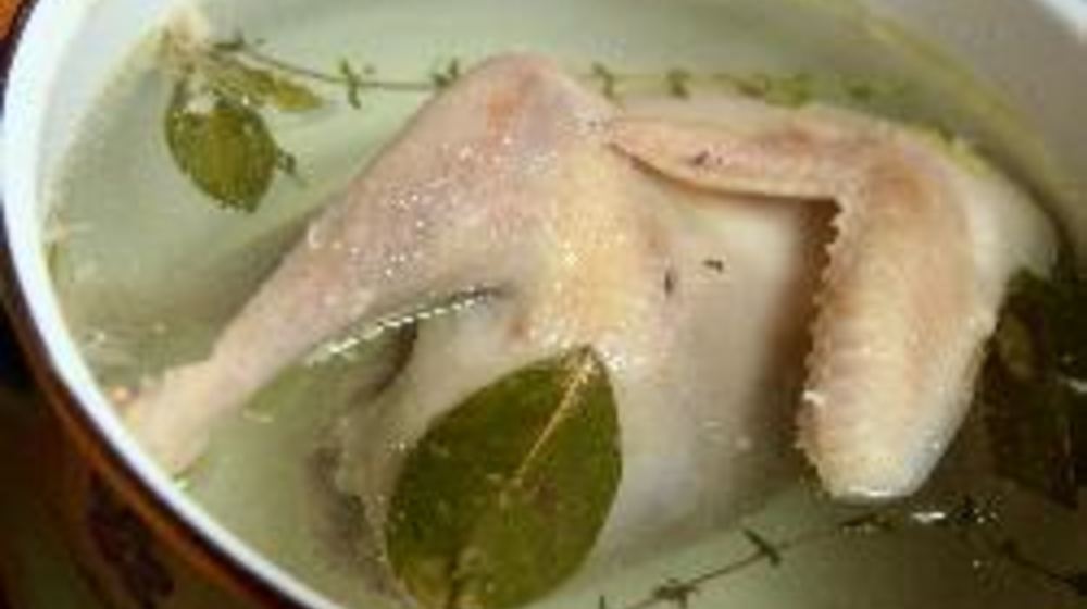 Как приготовить куриный бульон для супов