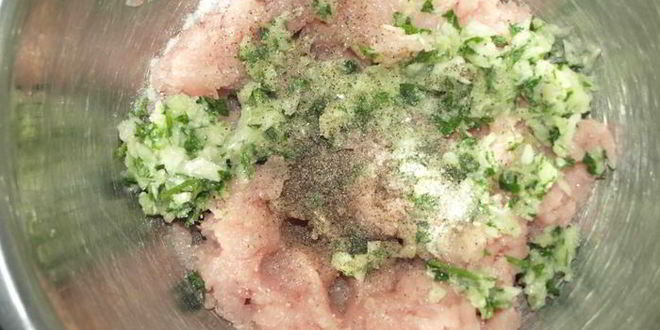 Рецепт куриного бульона с фрикадельками из индейки