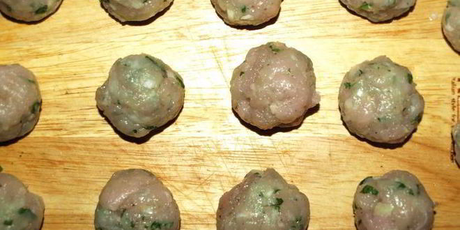 Рецепт куриного бульона с фрикадельками из индейки