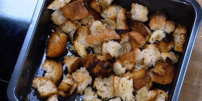 Рецепт куриного бульона с яйцом и беконом