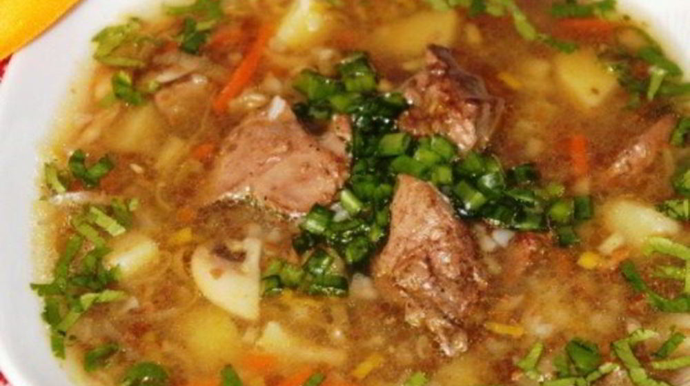 Как приготовить простой суп на мясном бульоне