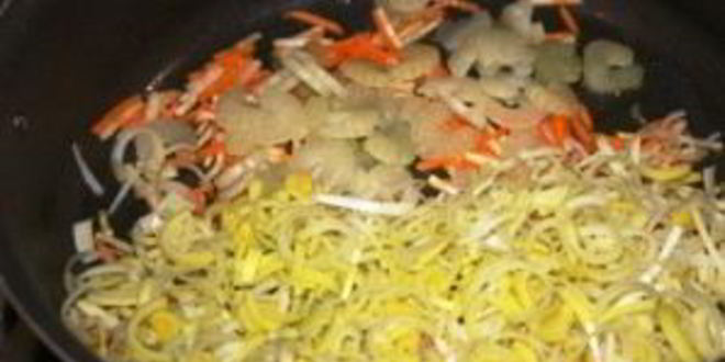 Рецепт простого супа на мясном бульоне