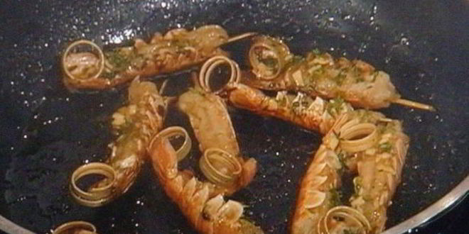 Рецепт гаспачо из паприки с пикантно замаринованной креветкой