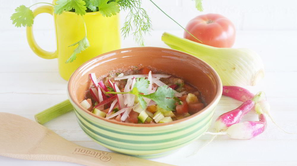 Как приготовить гаспачо с редисом и фенхелем