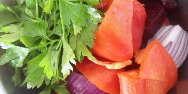 Рецепт свекольного гаспачо с петрушкой