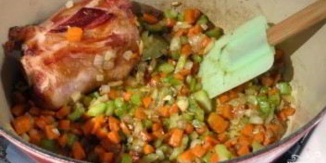 Рецепт горохового супа из свиной рульки