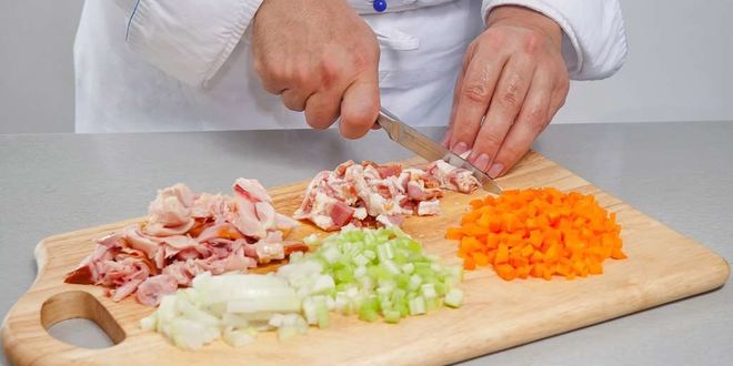 Рецепт горохового супа с копченой курицей в мультиварке