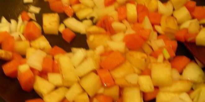 Рецепт постного горохового супа с сельдереем