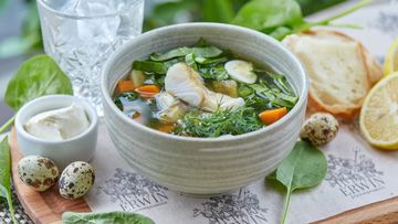 Рецепт Холодника с копченым судаком и сметаной