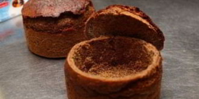 Рецепт холодного супа из редиса в черном хлебе