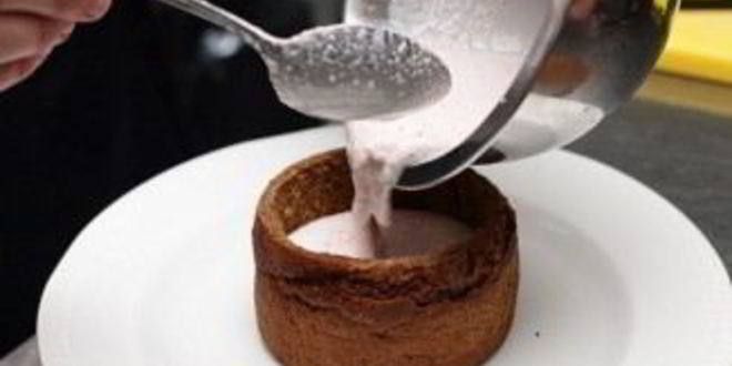 Рецепт холодного супа из редиса в черном хлебе