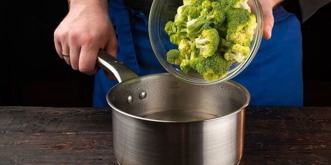 Рецепт крема-супа из брокколи с креветками