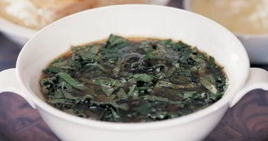 Рецепт Лукового супа с курицей и шпинатом