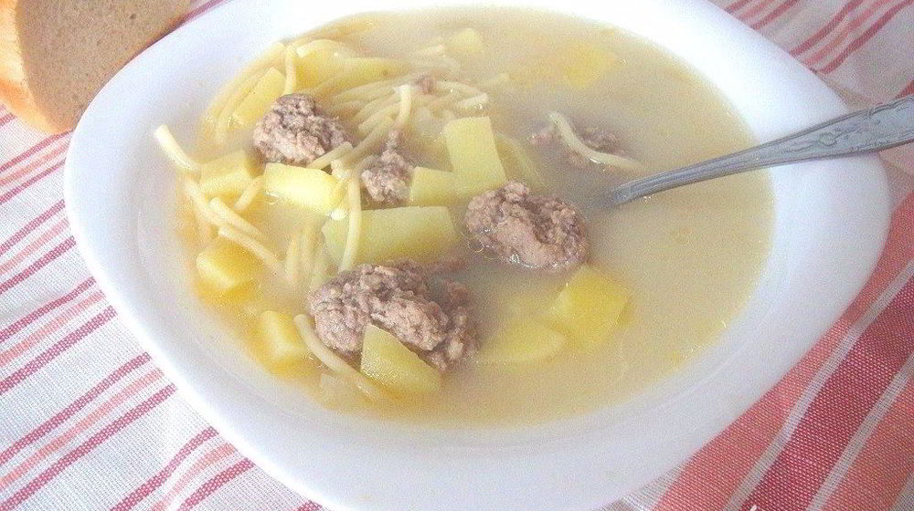 Как приготовить молочный суп с фрикадельками