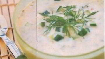 Рецепт Молочного супа с йогуртом, огурцом и укропом