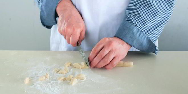 Рецепт молочного супа с клецками