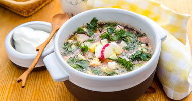 Рецепт Окрошки на квасе с колбасой