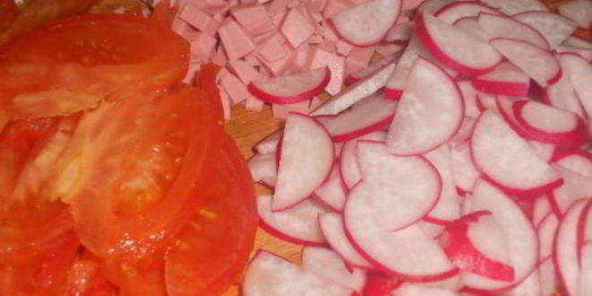 Рецепт окрошки на свекольном отваре