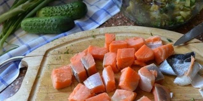 Рецепт окрошки с рыбой