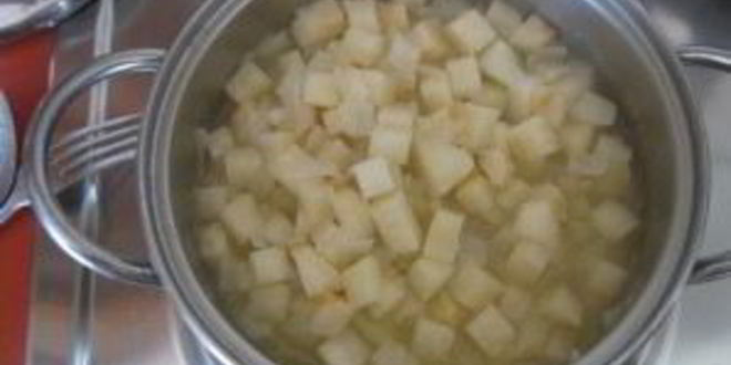 Рецепт овощного крема-супа с сухариками