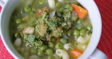 Рецепт Овощного супа с фасолью и песто