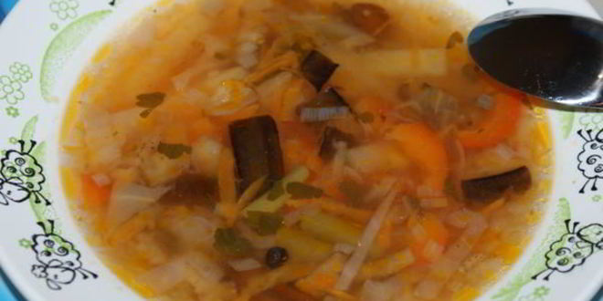 Рецепт овощного супа с грибами и баклажаном