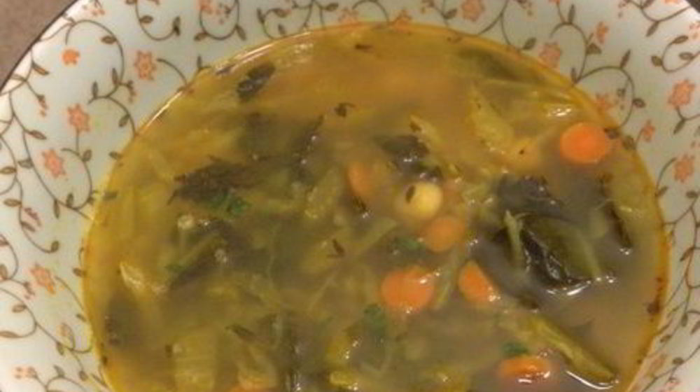 Как приготовить овощной суп с капустой и шпинатом