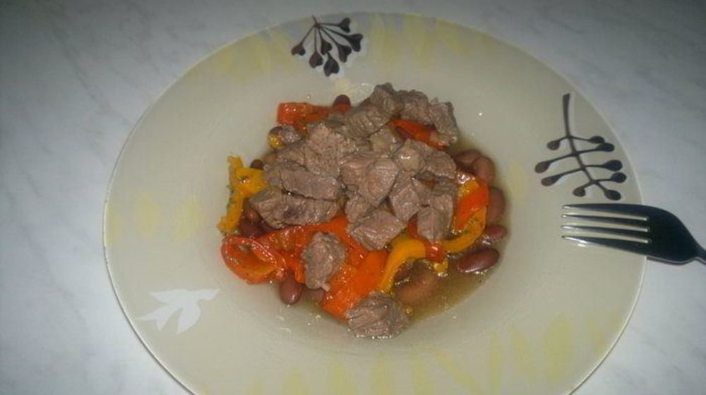 Как приготовить похлебку из бобов со сладкими перцами и мясным бульоном на бальзамическом уксусе