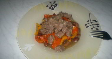 Рецепт Похлебки из бобов со сладкими перцами и мясным бульоном на бальзамическом уксусе