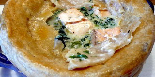 Рецепт похлебки с семгой и шпинатом под домашним слоеным тестом очарована, околдована