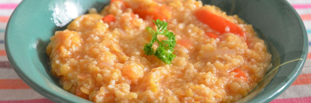 Рецепт Томатного супа-похлебки с кускусом, сладким перцем и острым чили