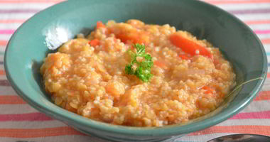 Рецепт Томатного супа-похлебки с кускусом, сладким перцем и острым чили