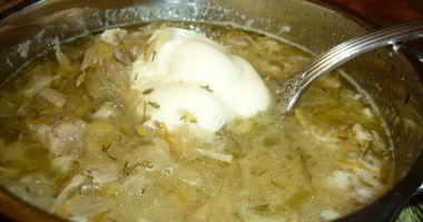 Рецепт Бабушкиных щей из квашеной капусты с горохом