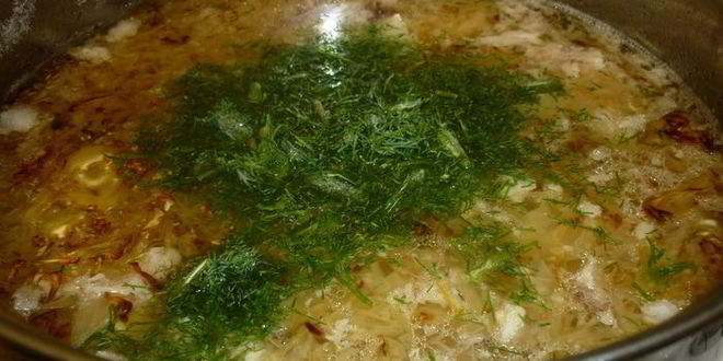 Рецепт бабушкиных щей из квашеной капусты с горохом