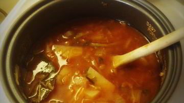 Рецепт Щей с кислой капустой в мультиварке