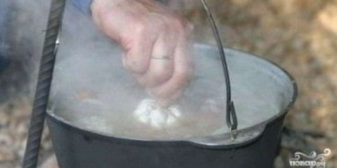 Рецепт шурпы в казане на костре