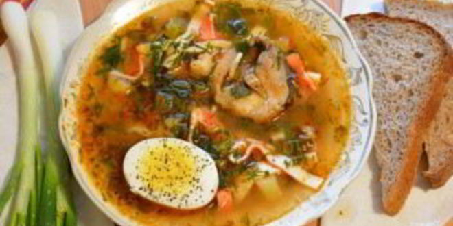 Рецепт рыбной солянки с крабовыми палочками