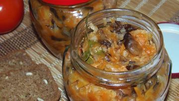 Рецепт Солянки из капусты с грибами на зиму