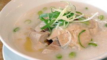 Рецепт Куриного супа-пюре с горохом и чесноком